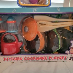 Play kitchen pots, pans and food